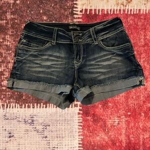 WALLFLOWER Denim Deluxe Shorts 80% natural cotton size 9 dark denim fact…